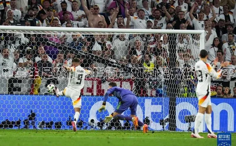 谈球吧(中国)官方网站姚记科技中学生足球训练指南：如何提升技术水平