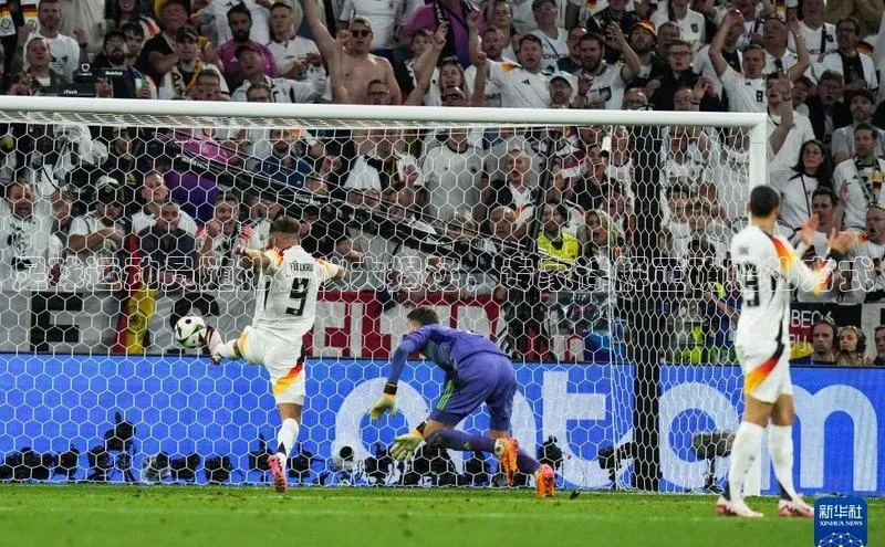 谈球吧体育官网最新在线入口字节跳动足球运动员随礼礼仪大揭秘，专家详解正确赠礼方式